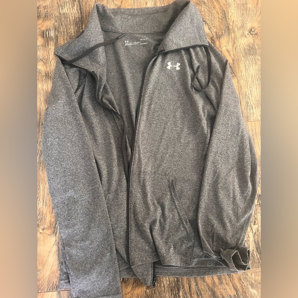 Under Armour Charcoal Full-Zip Jacket. Perfect for spring!